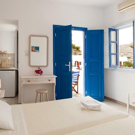 Evgenia Rooms And Apartments Folégandros Kültér fotó