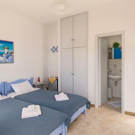 Evgenia Rooms And Apartments Folégandros Kültér fotó
