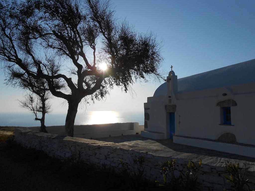 Evgenia Rooms And Apartments Folégandros Kültér fotó