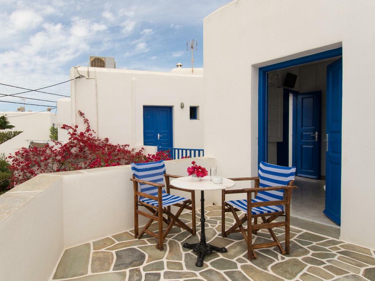 Evgenia Rooms And Apartments Folégandros Kültér fotó